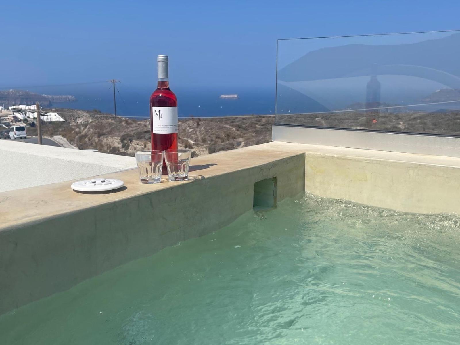 Lejardin Suites Santorini Pyrgos Kallistis Exterior foto